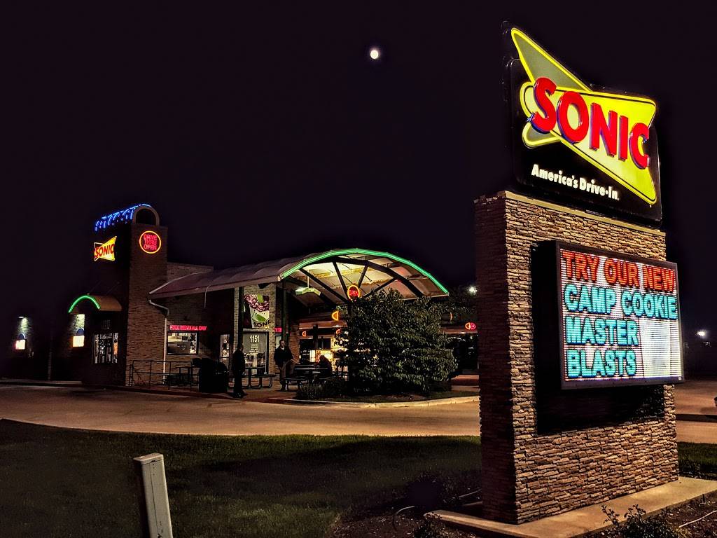 Sonic Drive-In | restaurant | 1151 E Dundee Rd, Palatine, IL 60074, USA | 8473592600 OR +1 847-359-2600