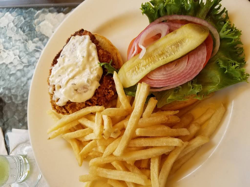 Rumrunners | restaurant | 5848 Cape Harbour Dr, Cape Coral, FL 33914, USA | 2395420200 OR +1 239-542-0200