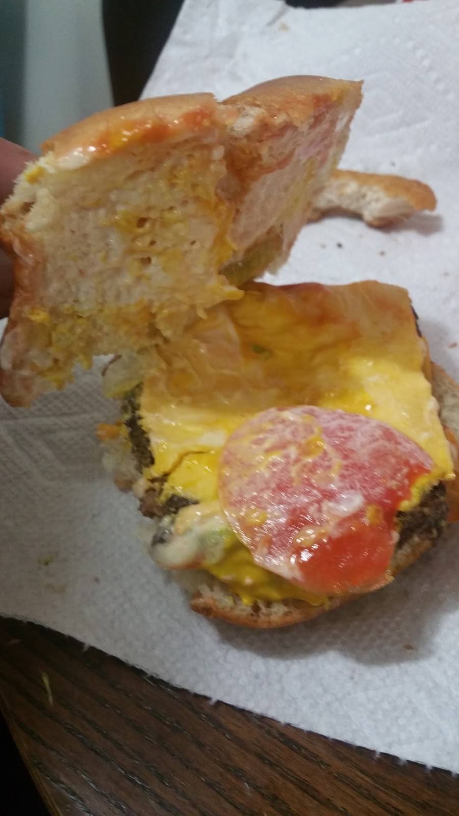 Wendys | restaurant | 1335 Molalla Ave, Oregon City, OR 97045, USA | 5036579165 OR +1 503-657-9165