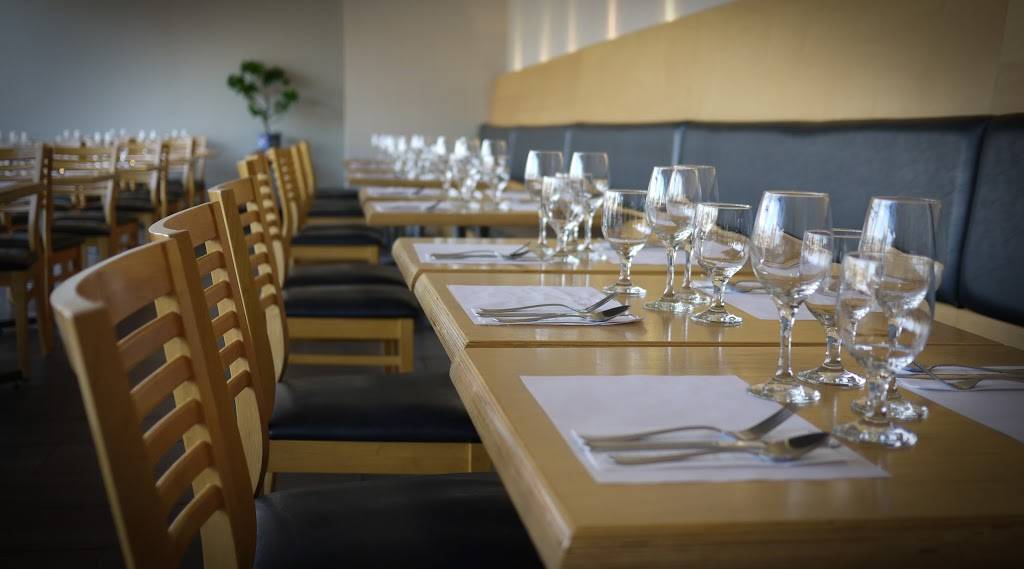 Restaurant Ô Asie | restaurant | 7060 Rue Sherbrooke E, Montréal, QC H1N 1E7, Canada | 5142556277 OR +1 514-255-6277