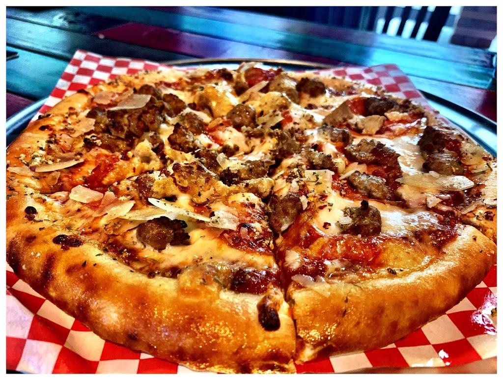 Deuces Bar | restaurant | 2110 W Northwest Hwy Suite A, Dallas, TX 75220, USA | 4694668218 OR +1 469-466-8218