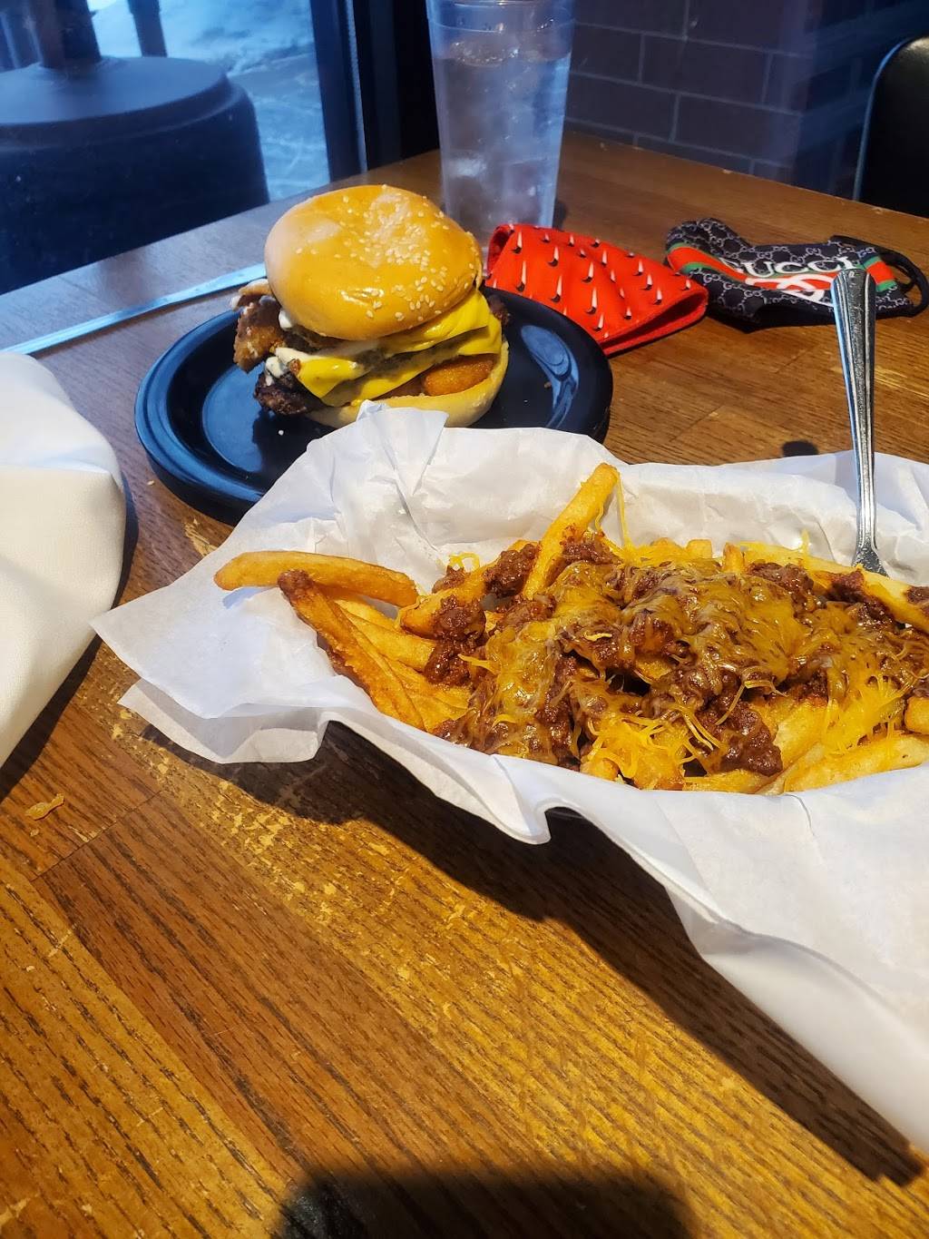 Zombie Burger + Drink Lab | restaurant | 300 E Grand Ave, Des Moines, IA 50309, USA | 5152449292 OR +1 515-244-9292