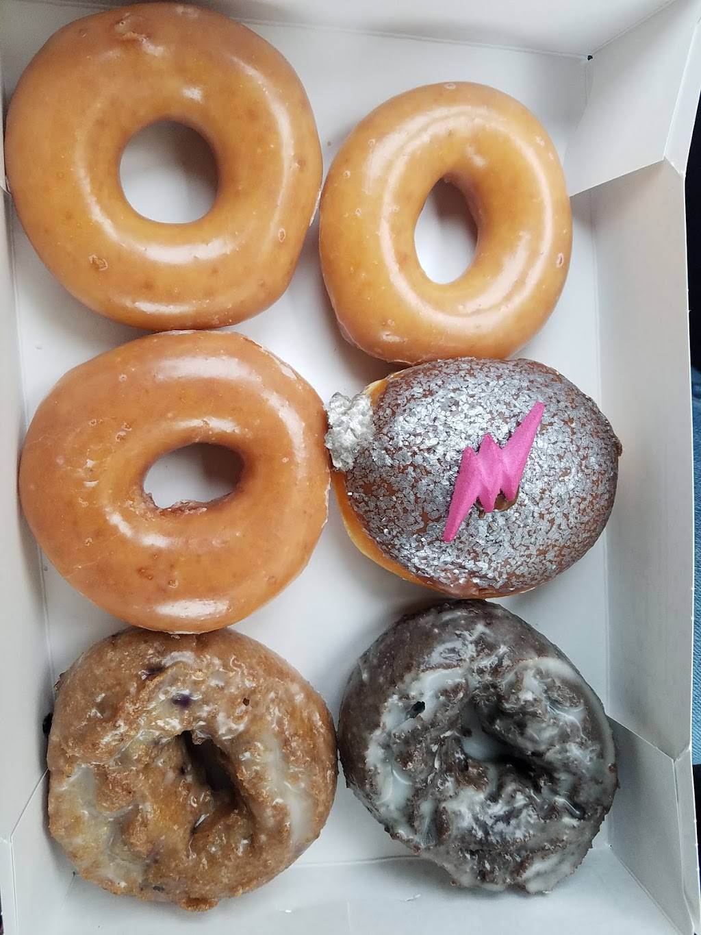 Krispy Kreme | cafe | 2809 W March Ln, Stockton, CA 95219, USA | 2099511169 OR +1 209-951-1169