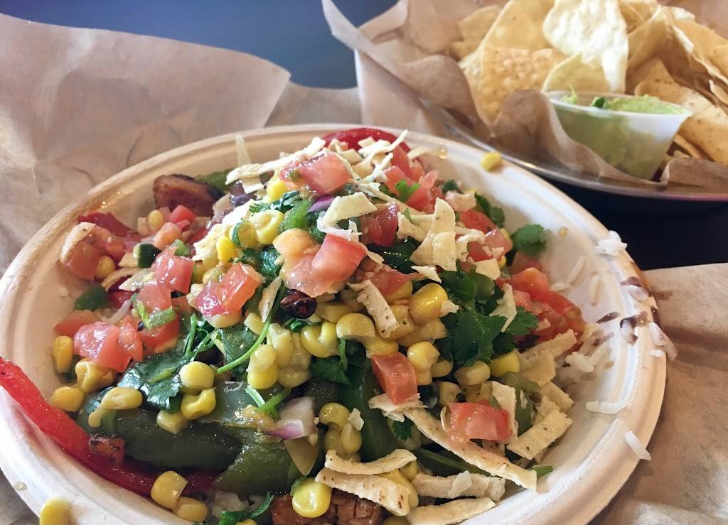 QDOBA Mexican Eats | restaurant | 15099 Hall Rd, Shelby Charter Twp, MI 48315, USA | 5865320087 OR +1 586-532-0087