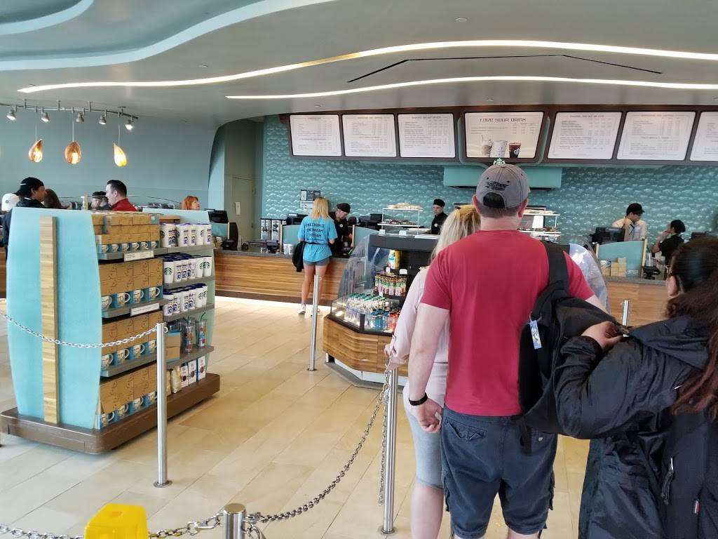 Fountain View | restaurant | 1510 North Avenue of the Stars, Orlando, FL 32830, USA | 4079393463 OR +1 407-939-3463