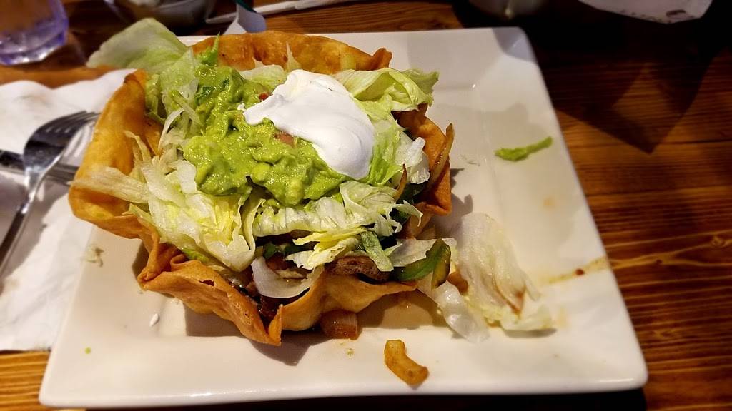 Coco Bongo | restaurant | 2400 Hillsborough St, Raleigh, NC 27607, USA | 9842420898 OR +1 984-242-0898