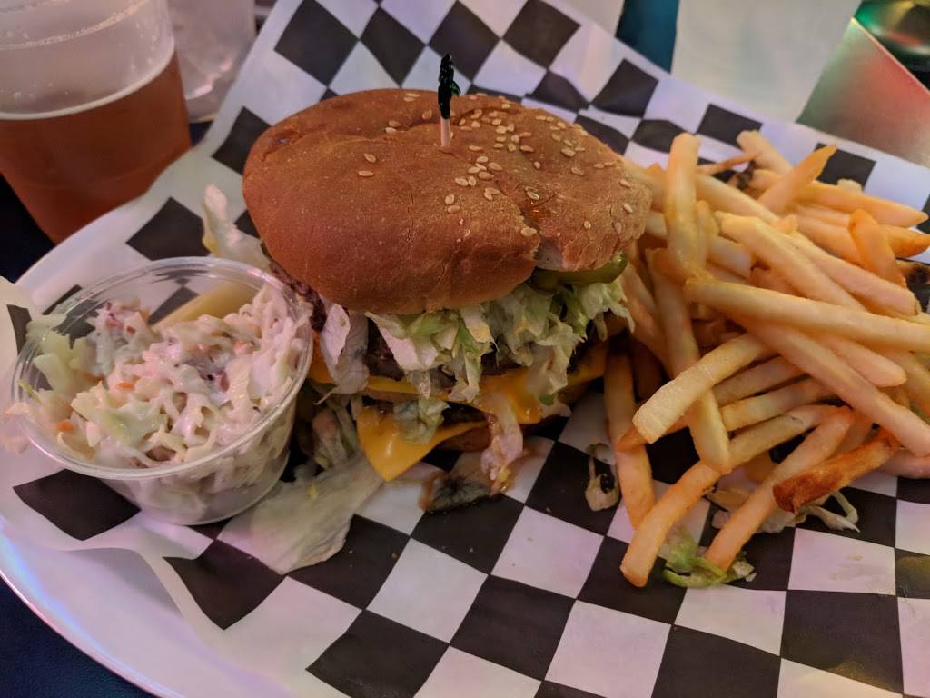 Duggans Irish Pub | restaurant | 31501 Woodward Ave, Royal Oak, MI 48073, USA | 2485493659 OR +1 248-549-3659