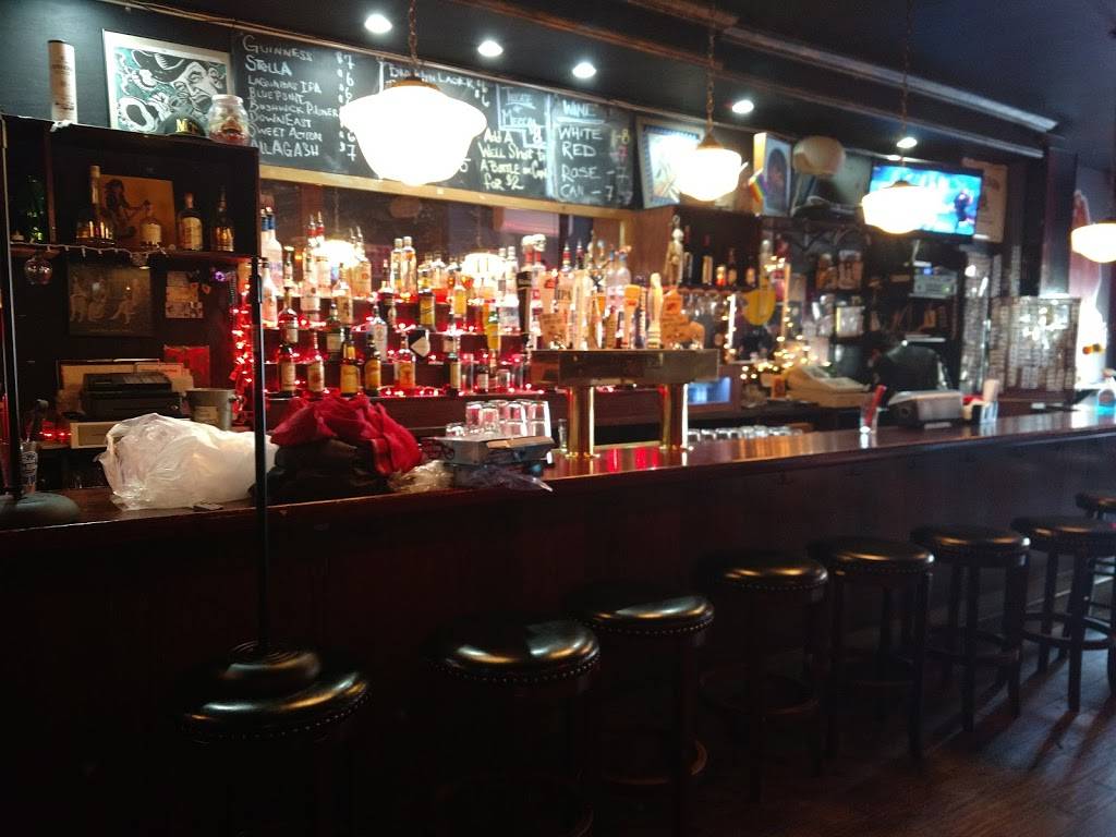 Gold Sounds Bar | restaurant | 44 Wilson Ave, Brooklyn, NY 11237, USA | 7186180686 OR +1 718-618-0686