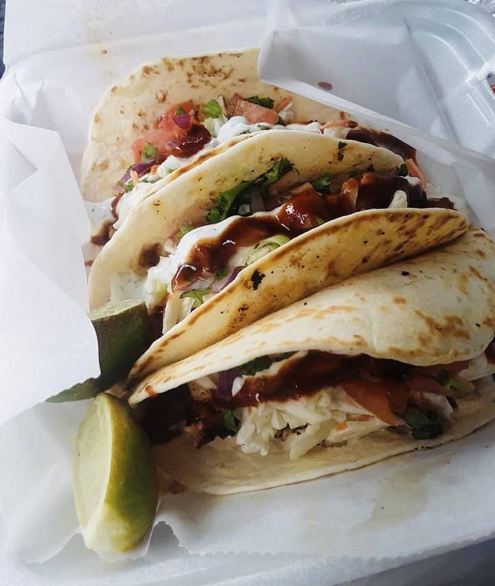 Smoke On the Water BBQ & Catering | restaurant | 3954 24th Ave, Port Huron, MI 48060, USA | 8109908342 OR +1 810-990-8342