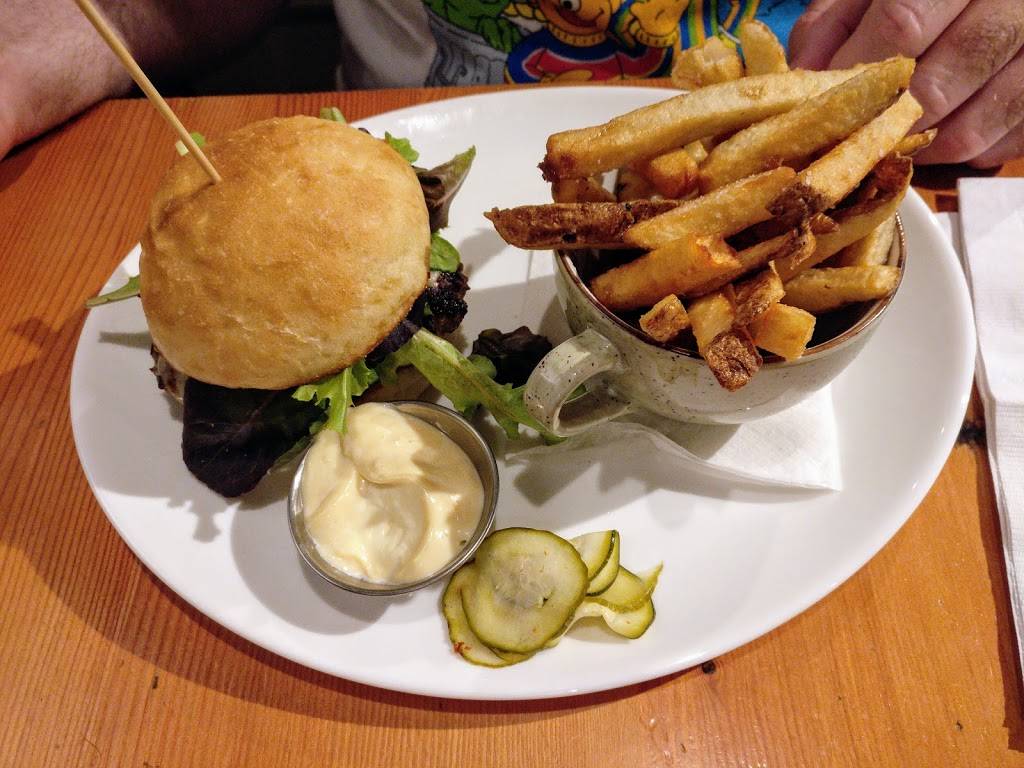 Miijidaa | restaurant | 37 Quebec St, Guelph, ON N1H 2T1, Canada | 5198219271 OR +1 519-821-9271