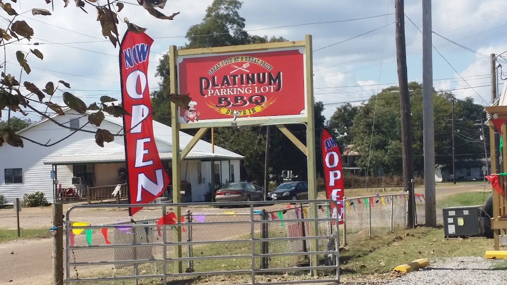 Platinum Parking Lot BBQ Drive-in | meal delivery | 410 10th St, Jonesville, LA 71343, USA | 3184035005 OR +1 318-403-5005