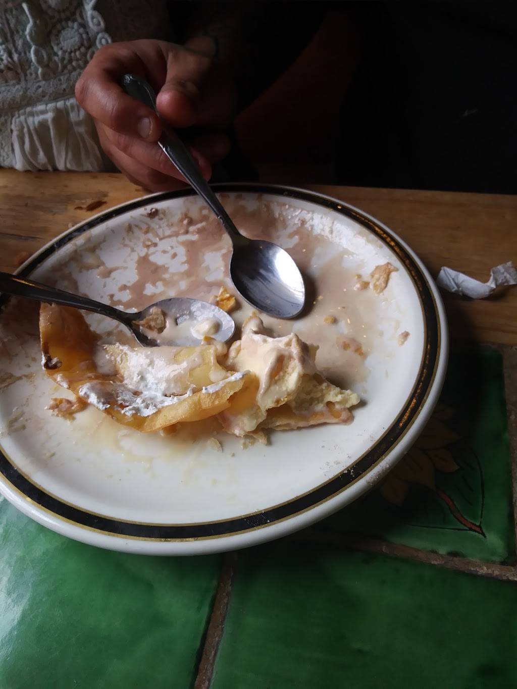 Isabellas Bar & Grill | meal delivery | 2811 Shaffer Rd, Atwater, CA 95301, USA | 2093582760 OR +1 209-358-2760