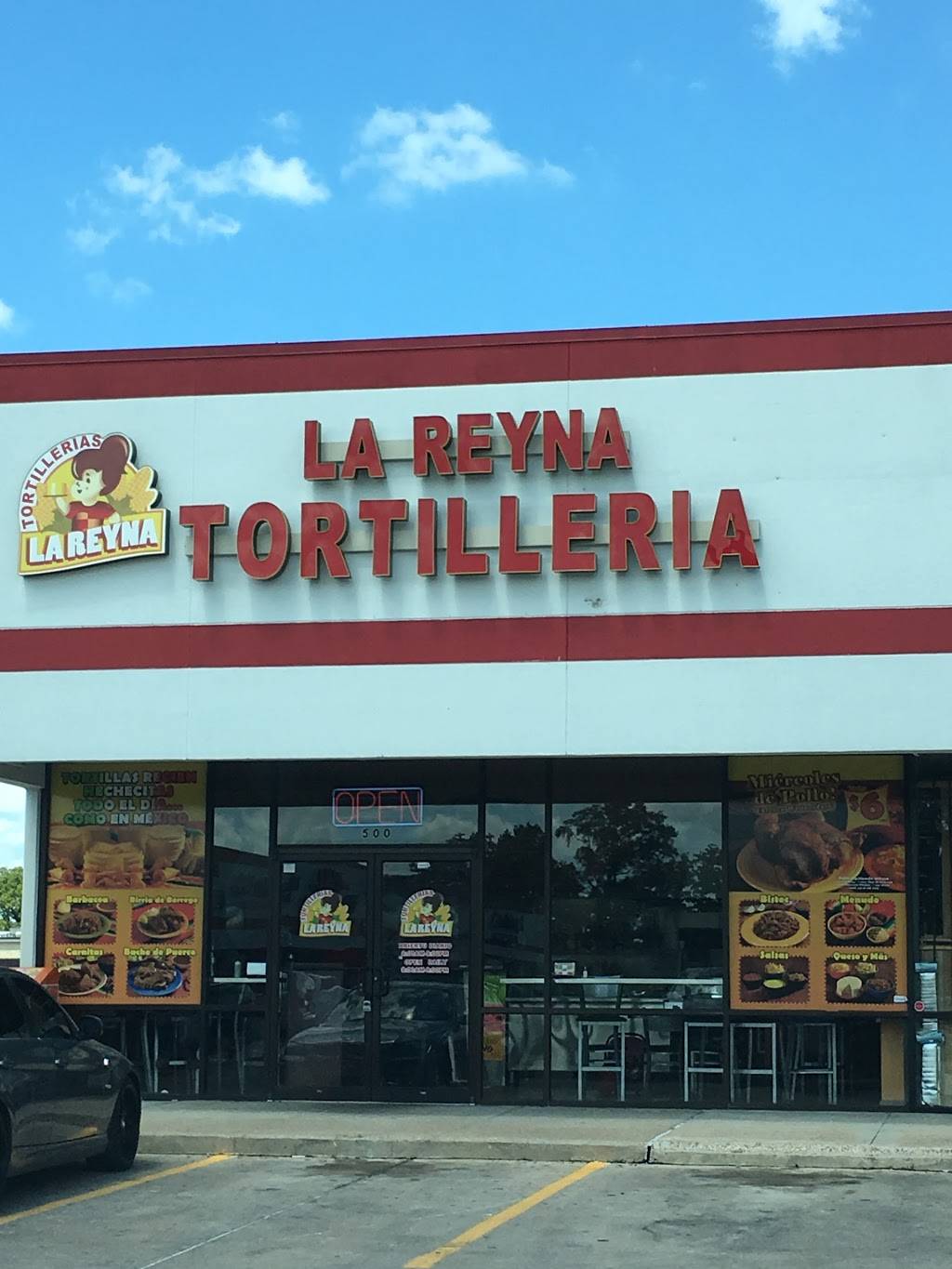 Tortilleria La Reyna #7 | restaurant | 910 S Wayside Dr #500, Houston, TX 77023, USA | 8327672358 OR +1 832-767-2358