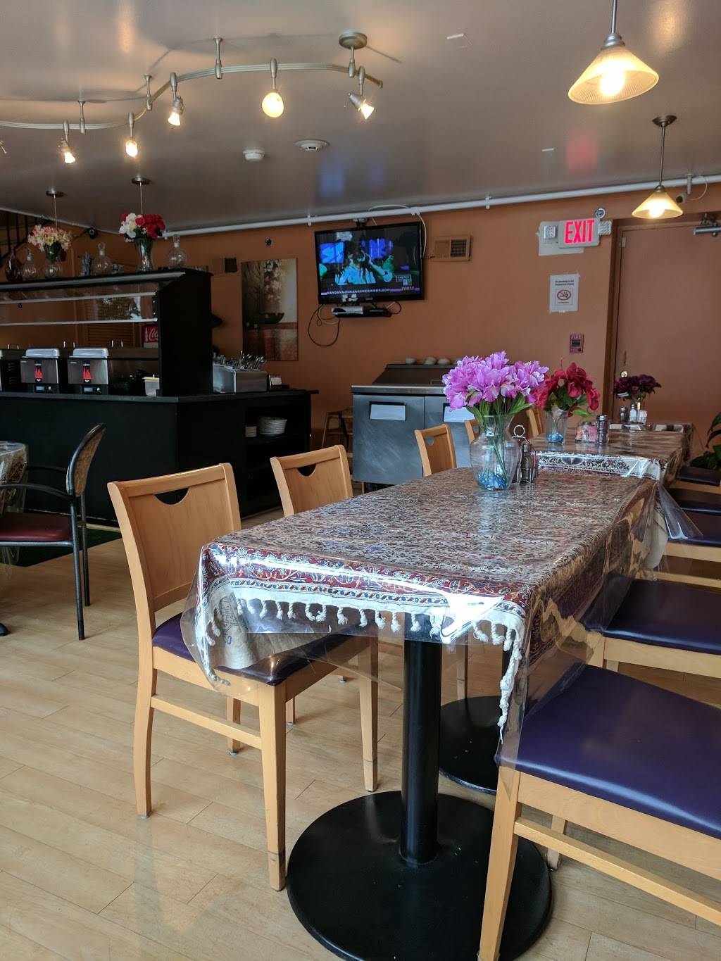 Coliseum Loft Deli & Market | restaurant | 1335 W Broad St, Richmond, VA 23220, USA | 8043594480 OR +1 804-359-4480