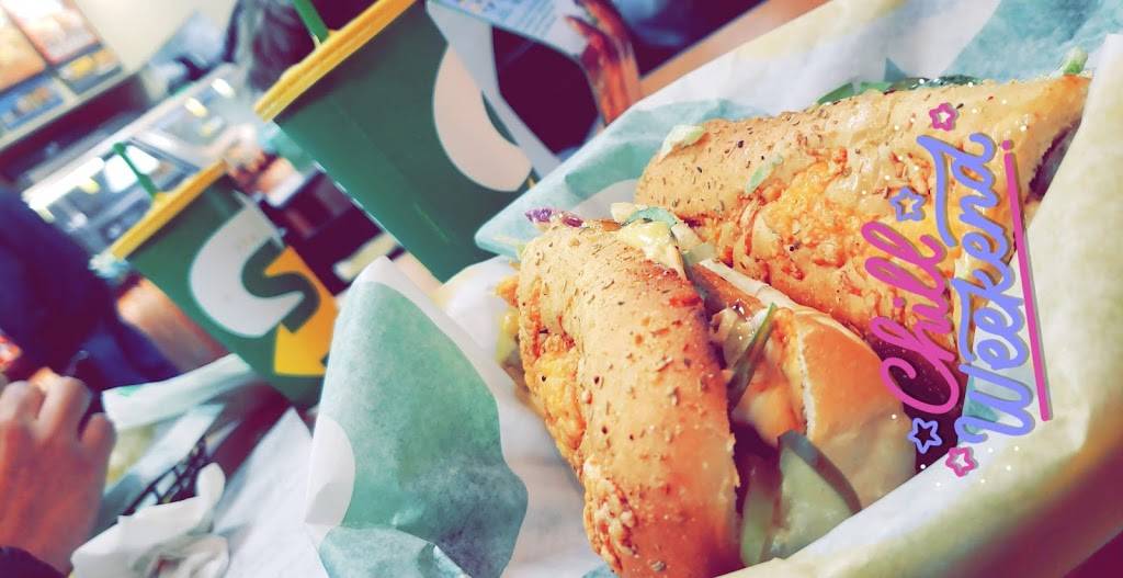 Subway | restaurant | 8970 Chinguascousy Road Chinguacousy Marketplace Bldg. B2, Unit 3, Brampton, ON L6Y 5X6, Canada | 9054549495 OR +1 905-454-9495