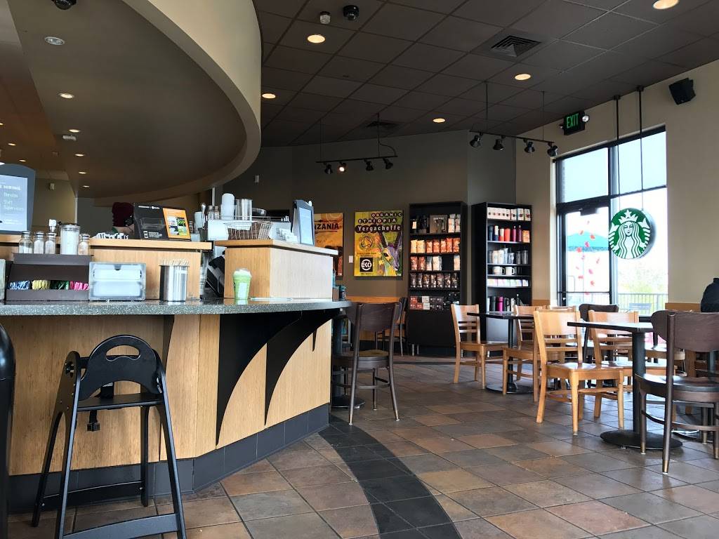 Starbucks | cafe | 301 E Coliseum Blvd, Fort Wayne, IN 46805, USA | 2604835198 OR +1 260-483-5198