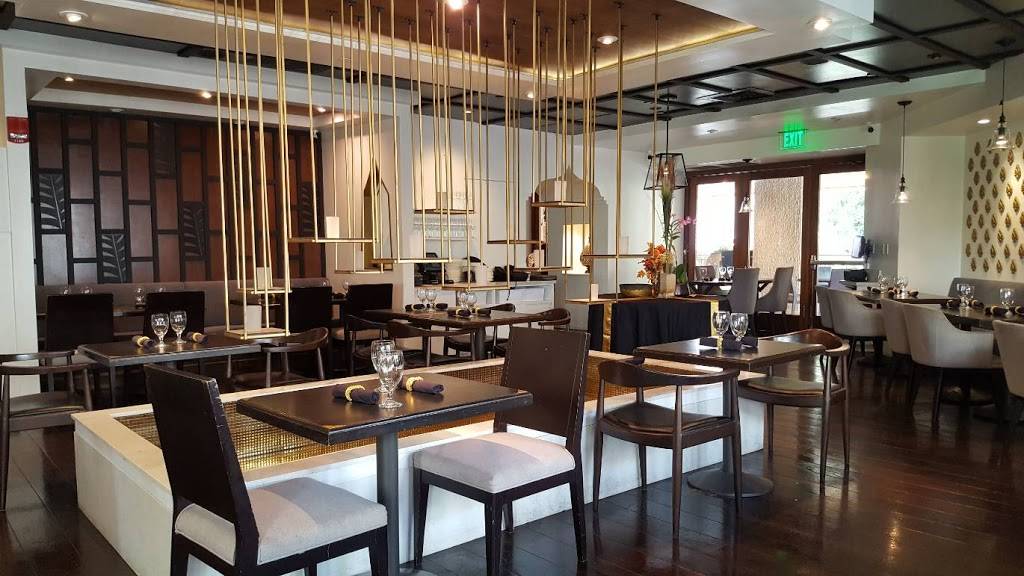 Noi Thai Cuisine | restaurant | Royal Hawaiian Center Building C, Level 3-C308, 2301 Kalakaua Ave, Honolulu, HI 96815, USA | 8086644039 OR +1 808-664-4039