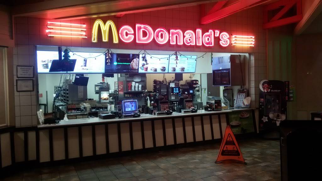 McDonalds | cafe | 5198 Boulder Hwy, Las Vegas, NV 89121, USA | 7028550042 OR +1 702-855-0042