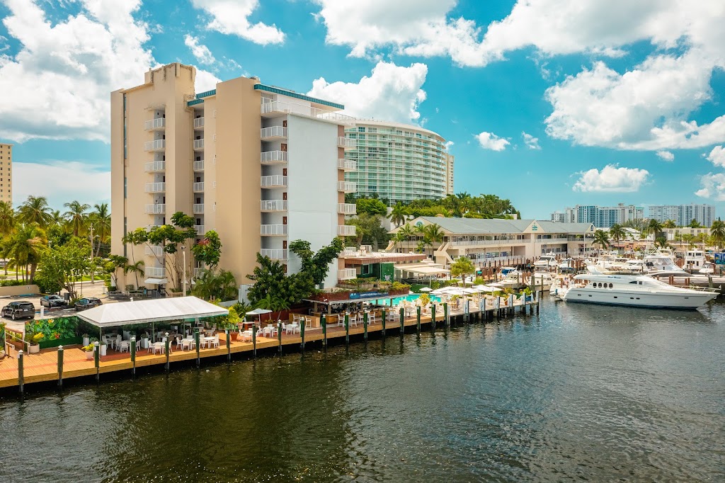 Sands Harbor Resort & Marina | restaurant | 125 N Riverside Dr, Pompano Beach, FL 33062, USA | 9549429100 OR +1 954-942-9100