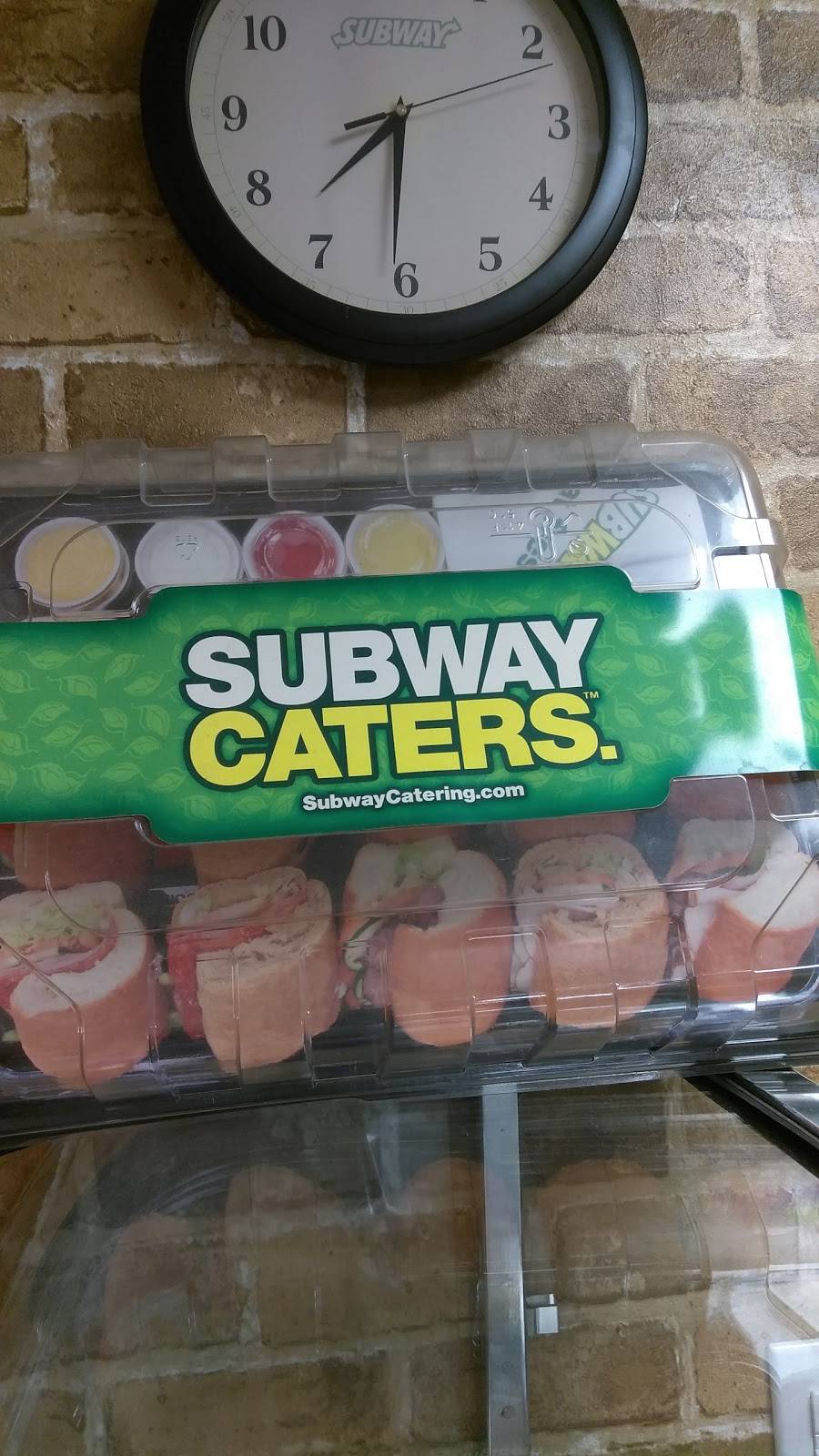 Subway | restaurant | 600 N Garden St, Columbia, TN 38401, USA | 9314904456 OR +1 931-490-4456