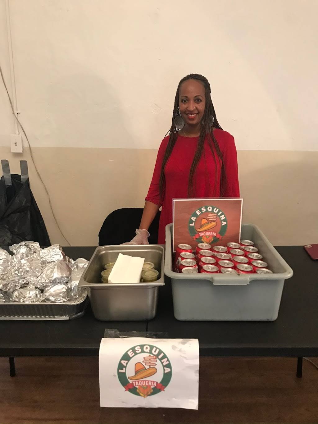 La Esquina | restaurant | 9896 MacArthur Blvd, Oakland, CA 94605, USA | 5109575099 OR +1 510-957-5099