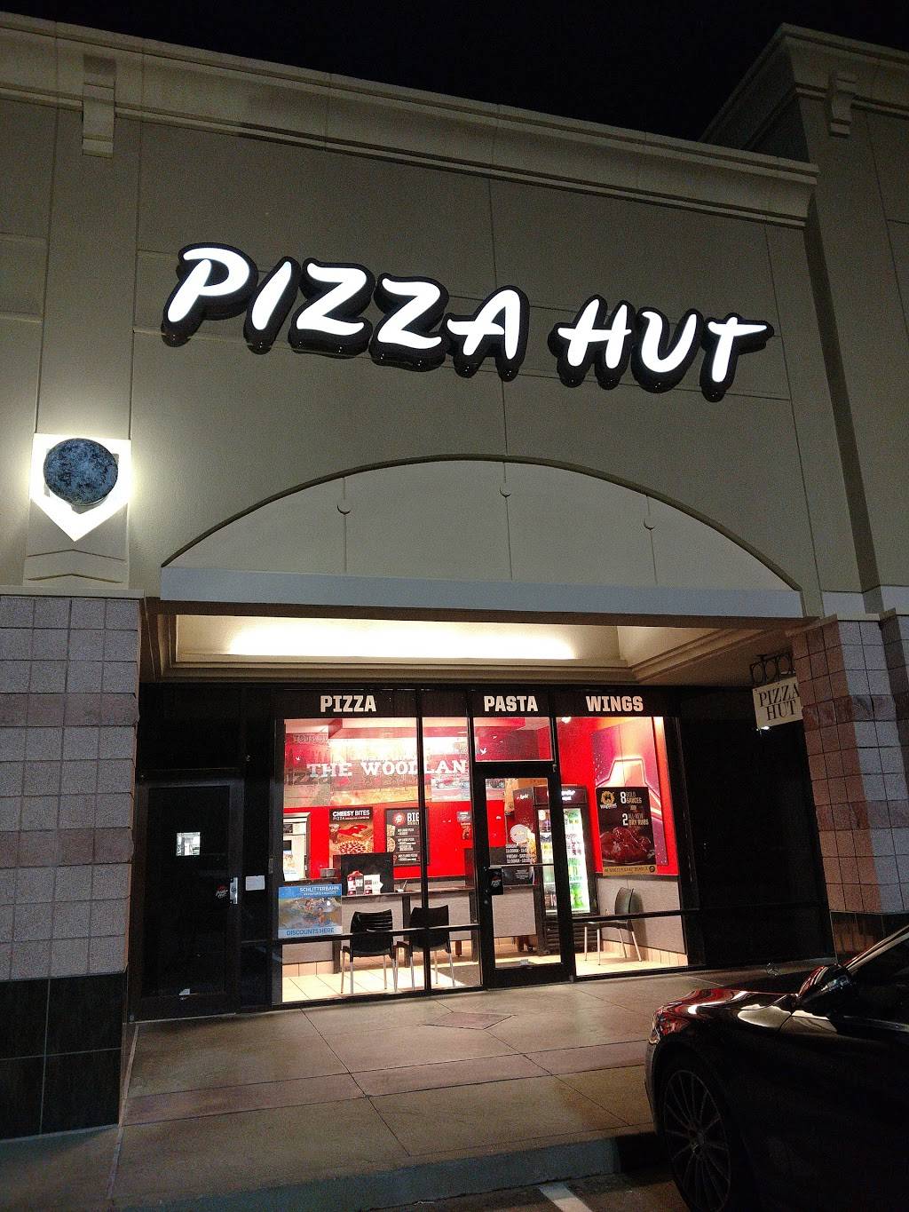 Pizza Hut | restaurant | 6700 Woodlands Pkwy, The Woodlands, TX 77382, USA | 2812929595 OR +1 281-292-9595