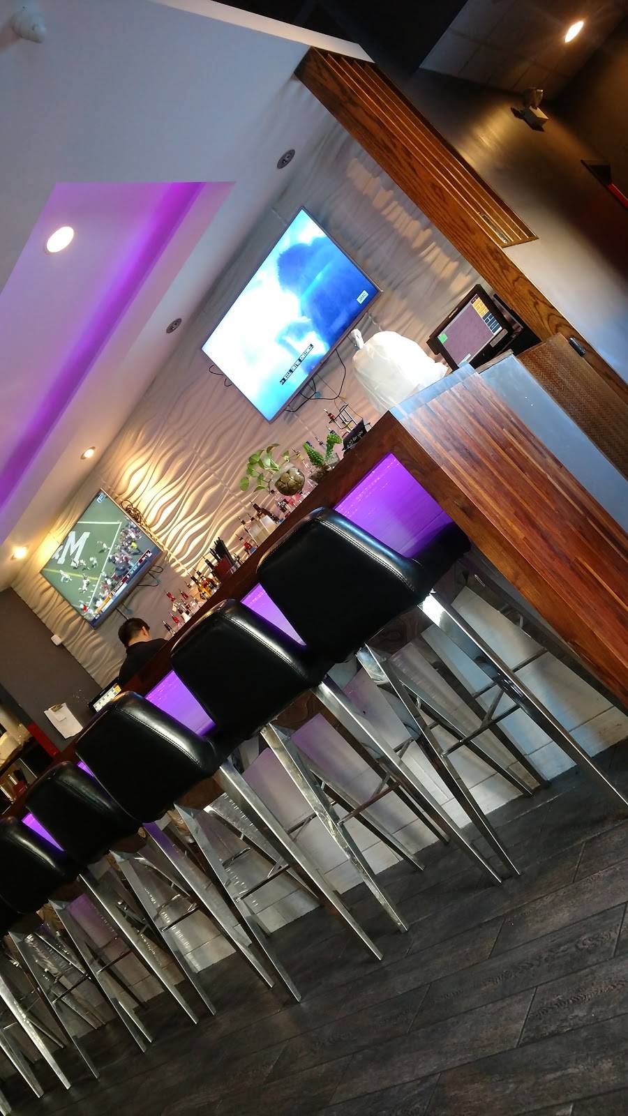 Dolo Restaurant and Bar | night club | 2222 S Archer Ave, Chicago, IL 60616, USA | 3128775117 OR +1 312-877-5117