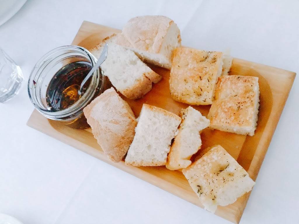 Napoli Ristorante Pizzeria | restaurant | 5485 Ferry St, Niagara Falls, ON L2G 1S3, Canada | 9053563345 OR +1 905-356-3345