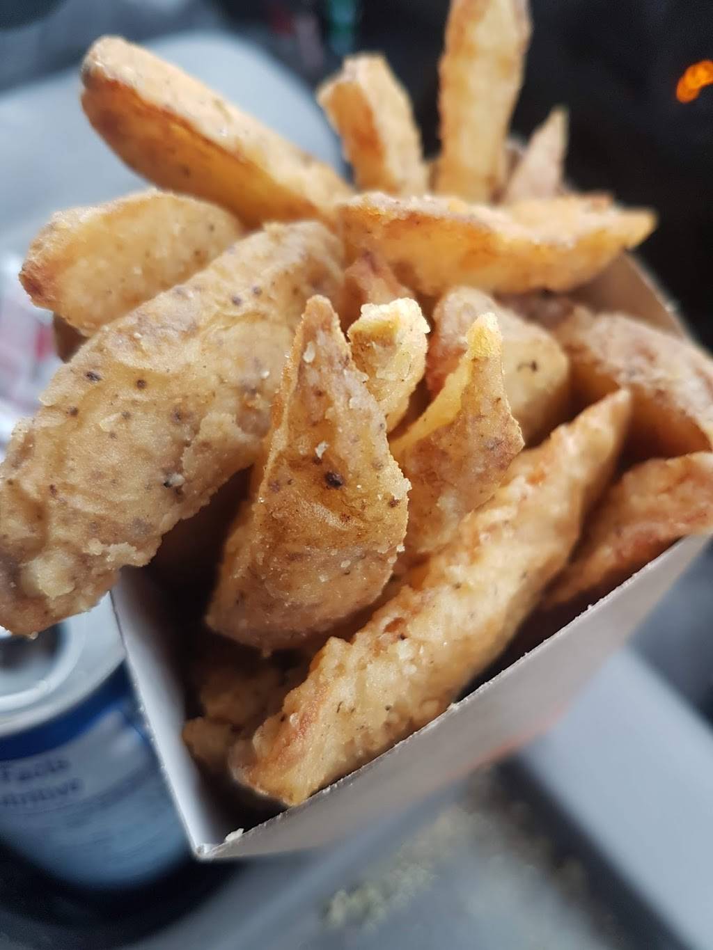 Mary Browns Chicken & Taters - *Closed for Renovations* | restaurant | 118 Centennial Pkwy N, Hamilton, ON L8E 1H9, Canada | 2893891999 OR +1 289-389-1999