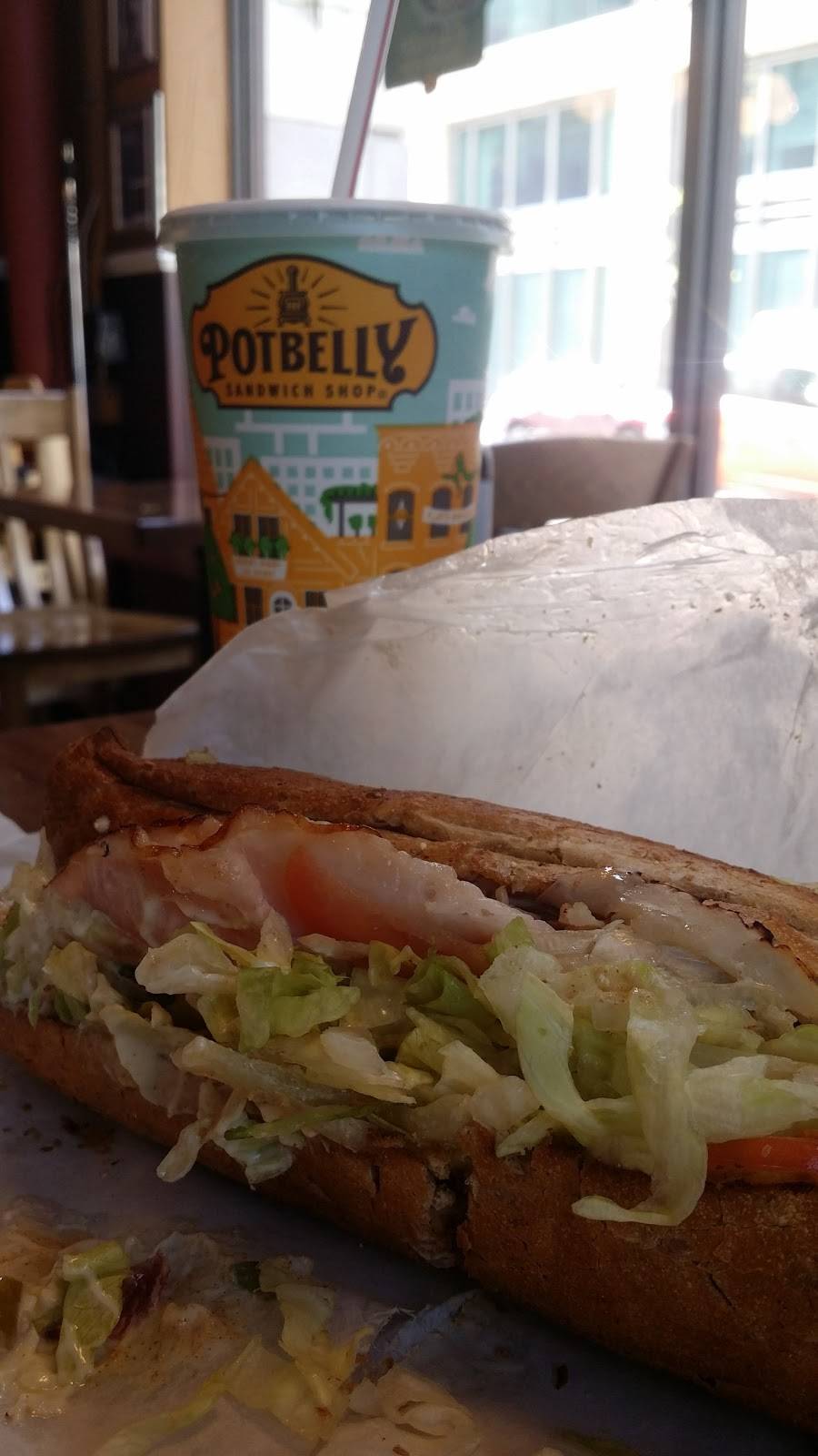 Potbelly Sandwich Shop | restaurant | 547 W Jackson Boulevard #120, Chicago, IL 60661, USA | 3129393045 OR +1 312-939-3045