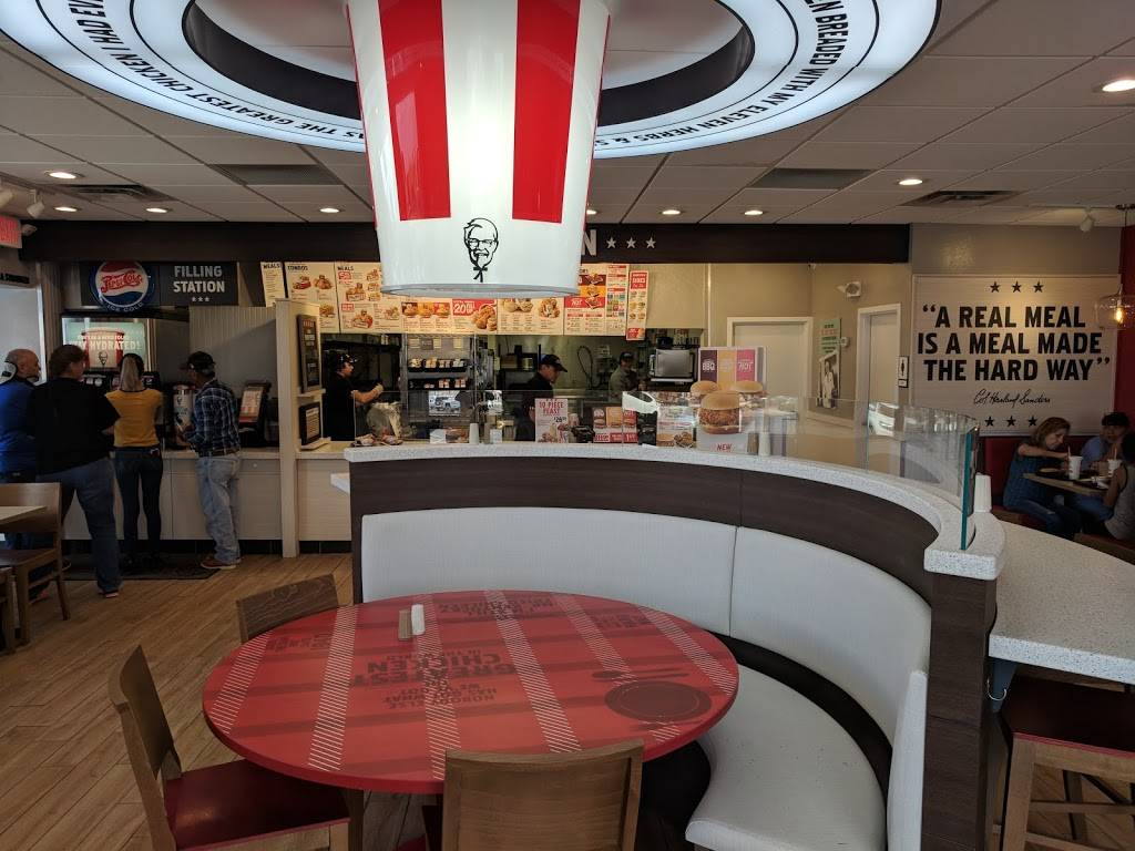 KFC | restaurant | 2424 N Main St, Las Cruces, NM 88001, USA | 5755230662 OR +1 575-523-0662
