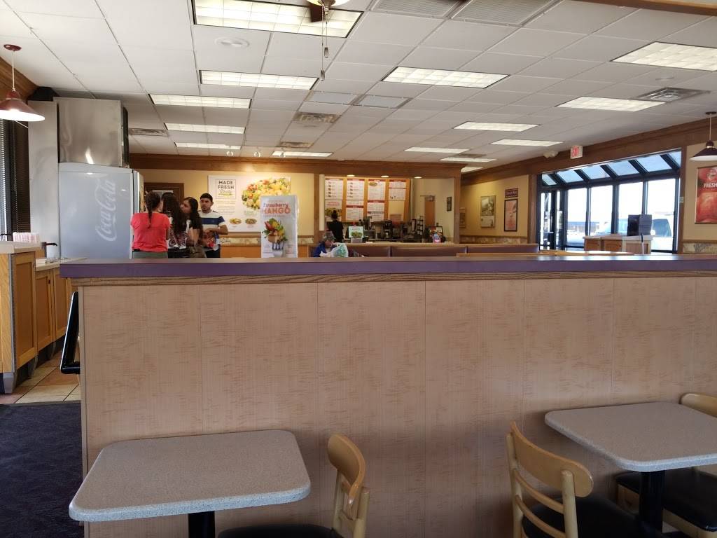 Wendys | restaurant | 6404 W Kellogg Dr, Wichita, KS 67209, USA | 3169454773 OR +1 316-945-4773