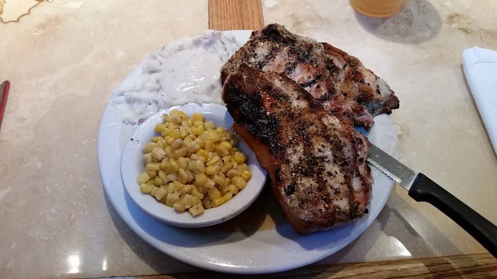 Sage House | restaurant | E Warren St, Bunker Hill, IL 62014, USA | 6185854545 OR +1 618-585-4545