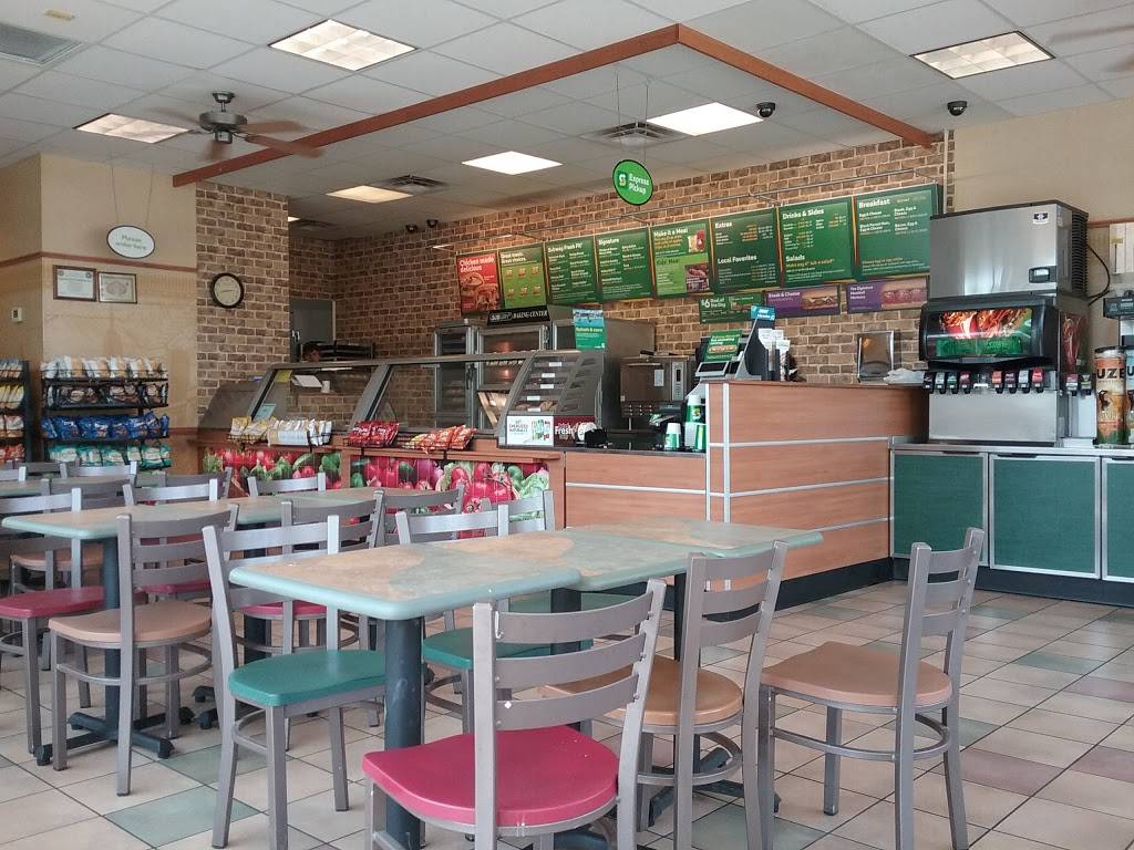 Subway | restaurant | 10325 Reading Rd, Cincinnati, OH 45241, USA | 5135634461 OR +1 513-563-4461