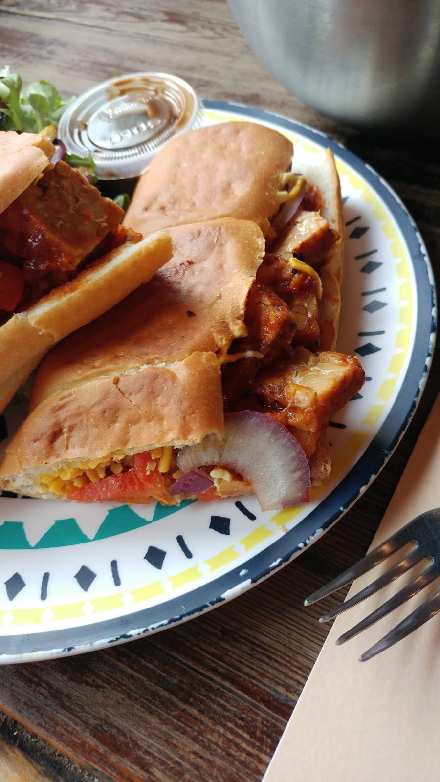 Stardust Video & Coffee | cafe | 1842 Winter Park Rd, Orlando, FL 32803, USA | 4076233393 OR +1 407-623-3393