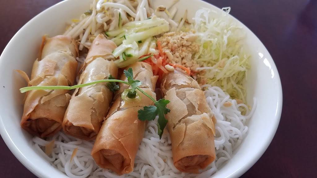 Pho Saigon Pearl | restaurant | 3134 W Carefree Hwy #6, Phoenix, AZ 85086, USA | 6234660005 OR +1 623-466-0005