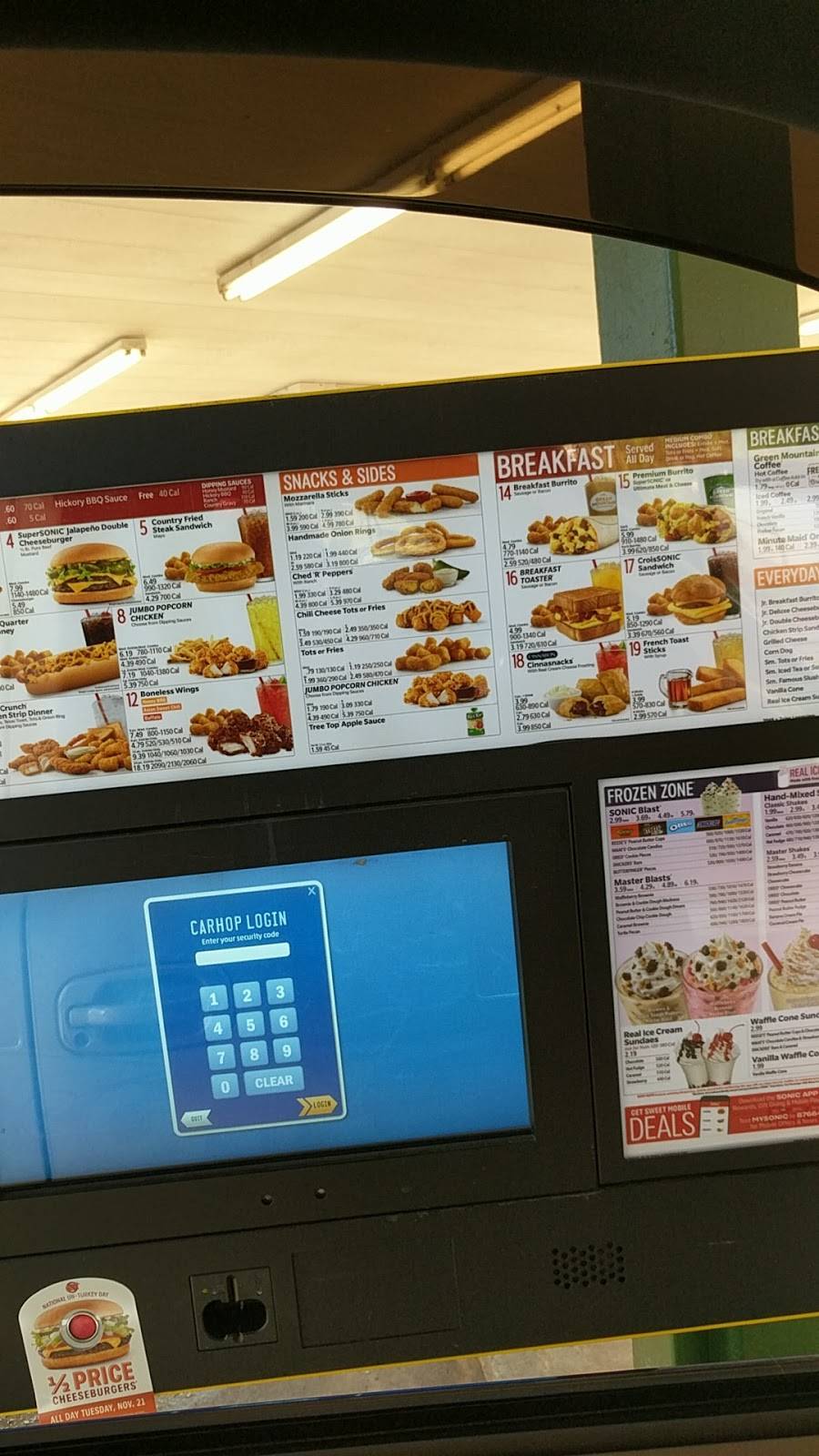 Sonic Drive-In | restaurant | 3710 Troup Hwy, Tyler, TX 75703, USA | 9035090971 OR +1 903-509-0971