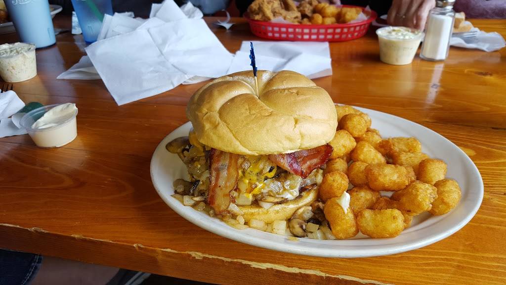 Waterside Bar & Grill | restaurant | 1342 Lone Pine Ln, Amery, WI 54001, USA | 7152685005 OR +1 715-268-5005