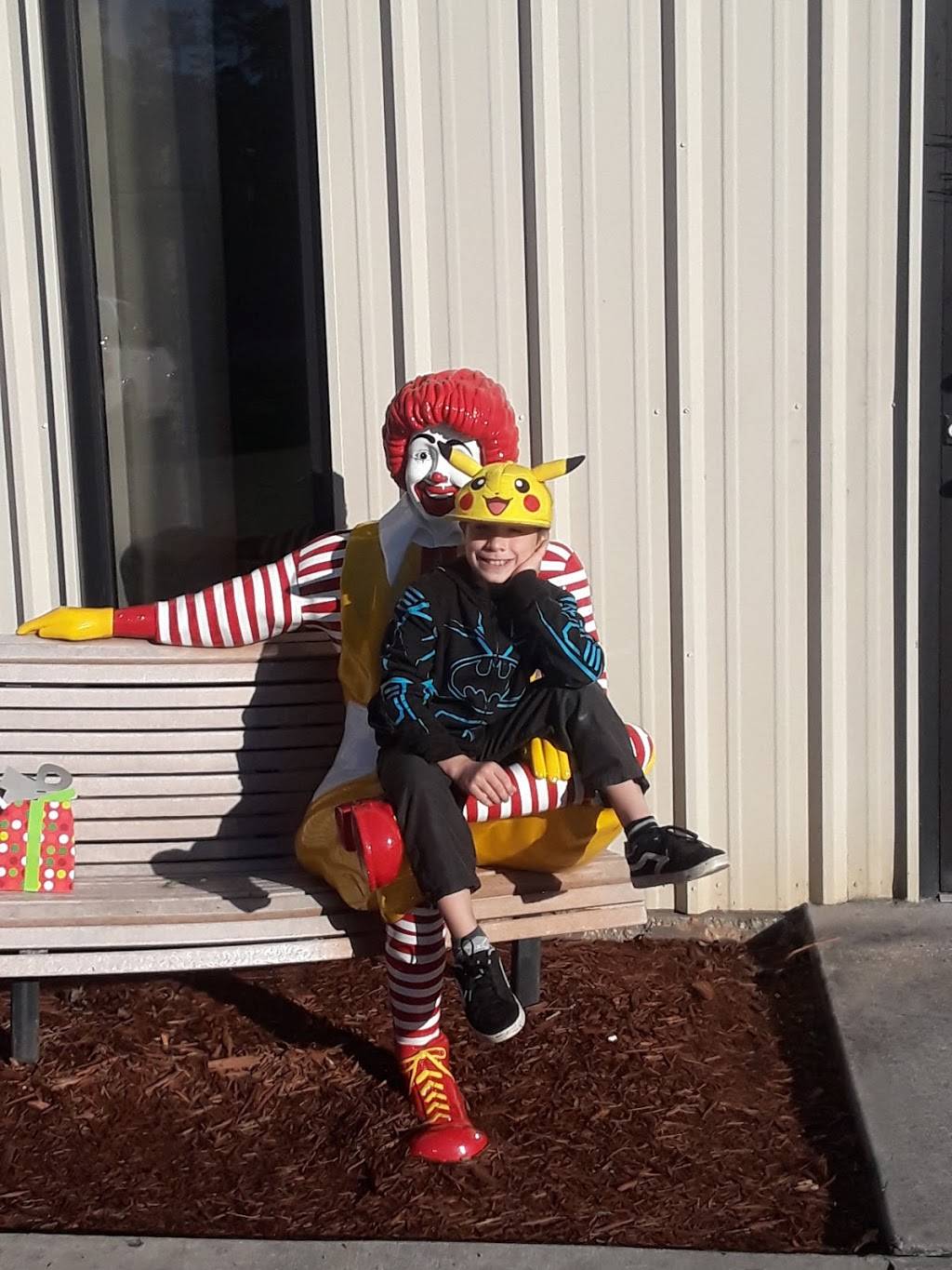 McDonalds | restaurant | 6520 Sunplex Dr, Ocean Springs, MS 39564, USA | 2288750232 OR +1 228-875-0232