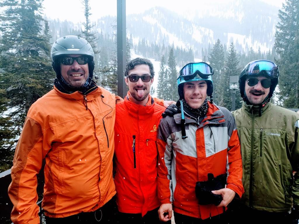 Creekside Cafe and Grill | cafe | 8880 Gad Valley Dr, Snowbird, UT 84092, USA | 8019332222 OR +1 801-933-2222