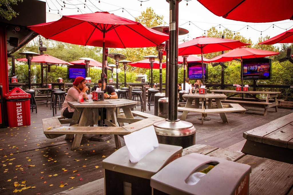 The Burger Joint | restaurant | 2703 Montrose Blvd, Houston, TX 77006, USA | 2819742889 OR +1 281-974-2889