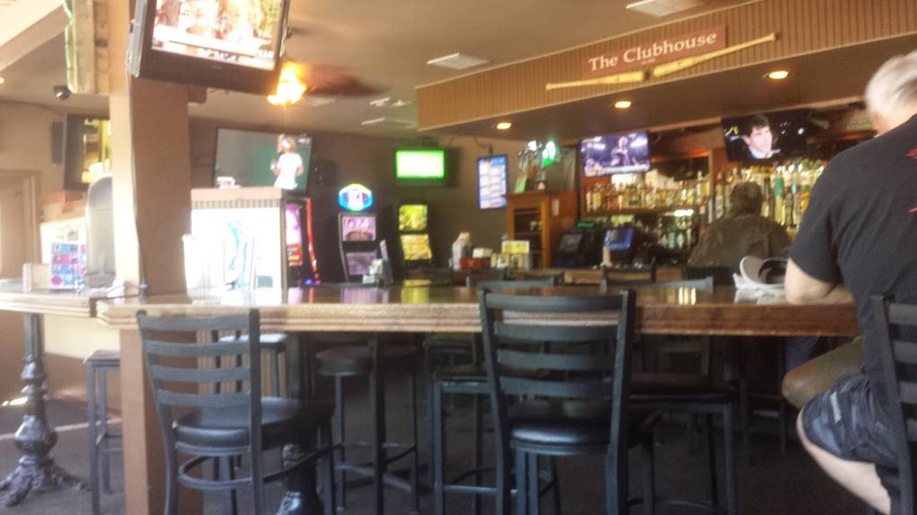 Clubhouse Bar and Grill | restaurant | 5134 SW Beaverton Hillsdale Hwy, Portland, OR 97221, USA | 5032443291 OR +1 503-244-3291