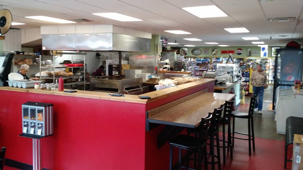 Heathcos Pizza and Variety | restaurant | 375 Court St, Auburn, ME 04210, USA | 2076899175 OR +1 207-689-9175