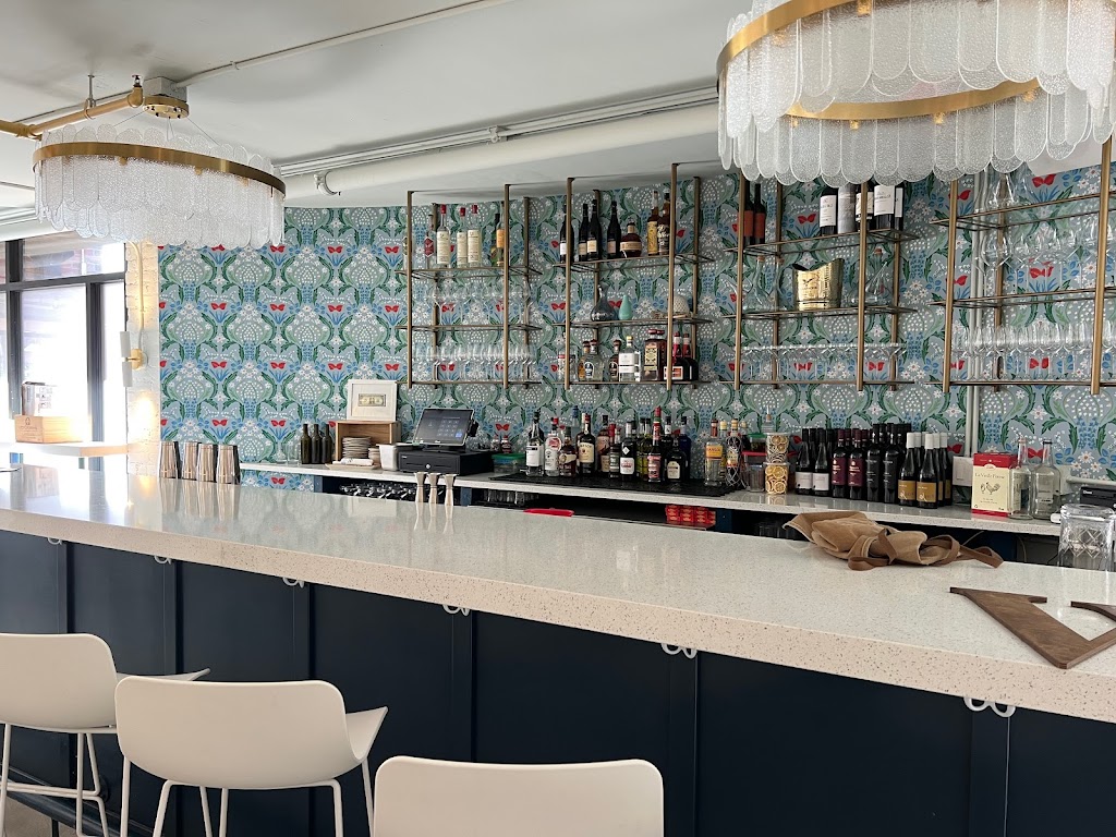 Lucina Eatery & Bar | restaurant | 2245 Kearney St #101, Denver, CO 80207, USA | 7208141053 OR +1 720-814-1053