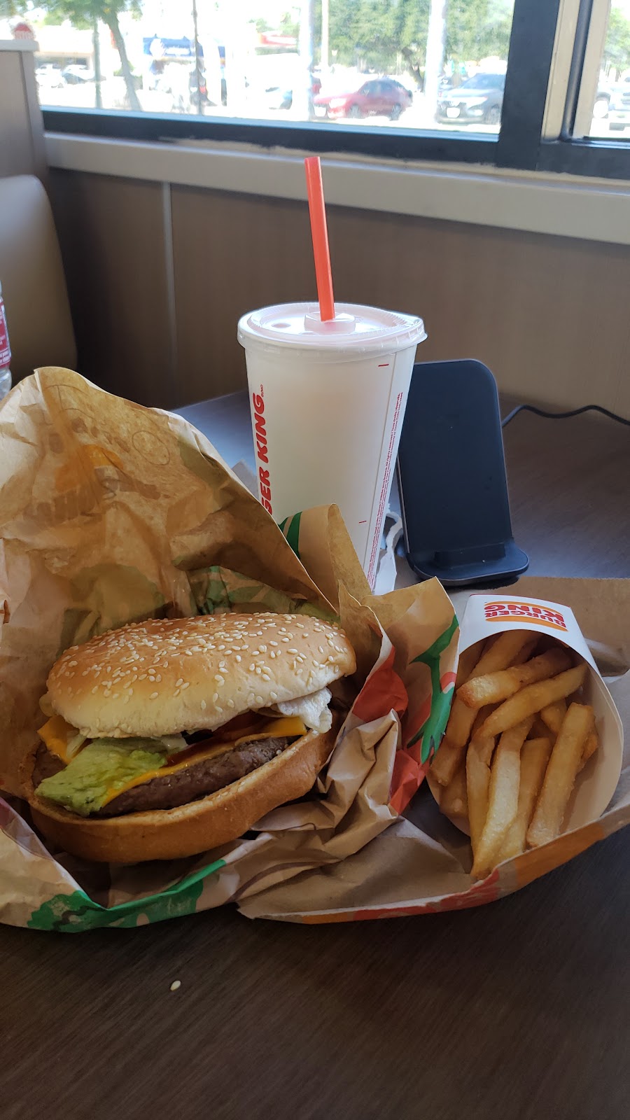 Burger King | restaurant | 1702 W University Dr, Edinburg, TX 78539, USA | 9563185130 OR +1 956-318-5130