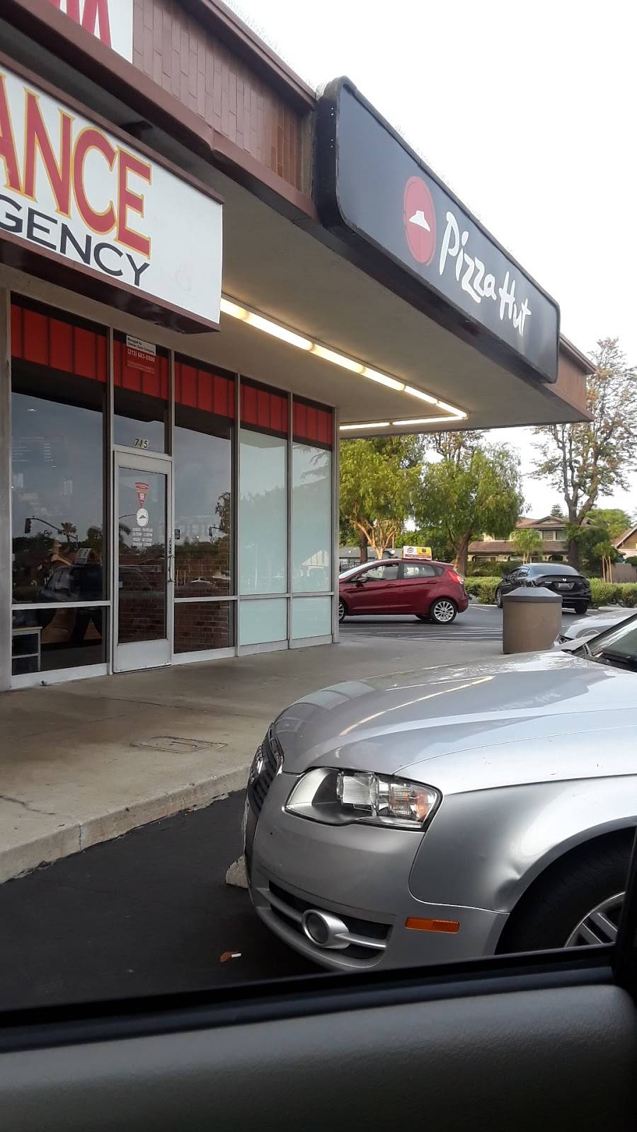 Pizza Hut | restaurant | 715 N Euclid Ave, Ontario, CA 91762, USA | 9099868111 OR +1 909-986-8111