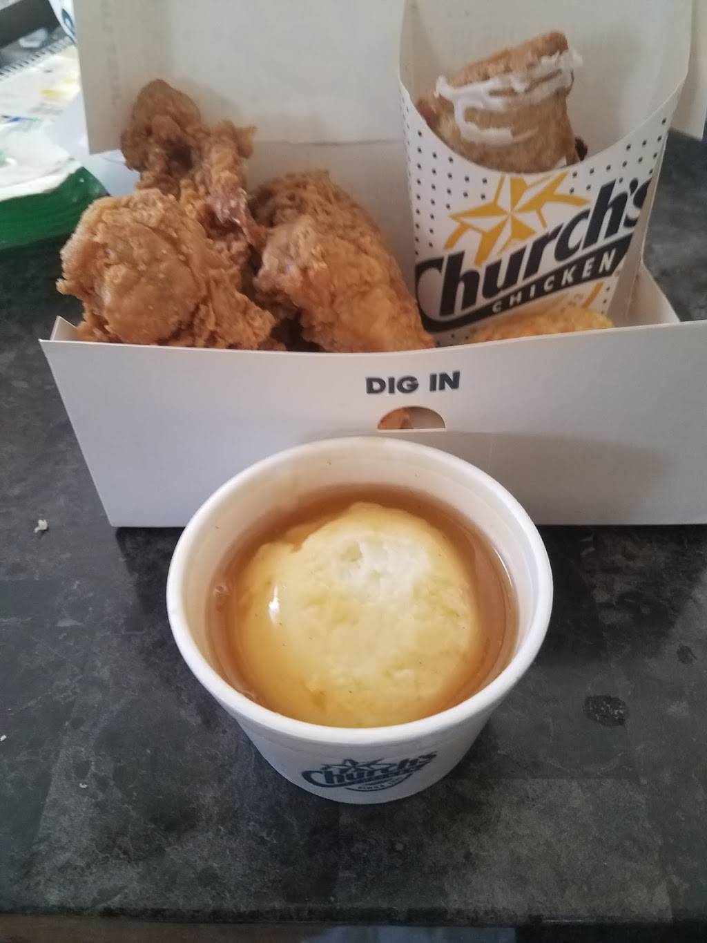 Churchs Chicken | restaurant | 16100 Livernois, Detroit, MI 48221, USA | 3138639413 OR +1 313-863-9413