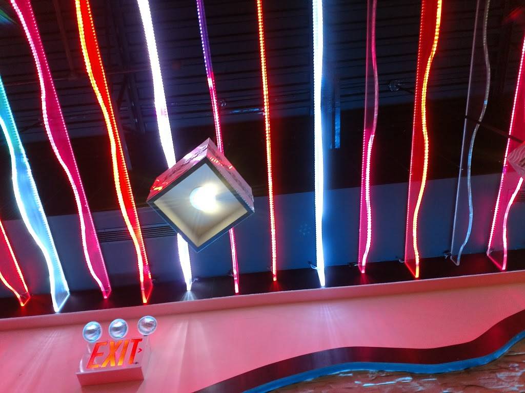 Empire East | restaurant | 1445 Richmond Ave, Staten Island, NY 10314, USA | 7189831111 OR +1 718-983-1111