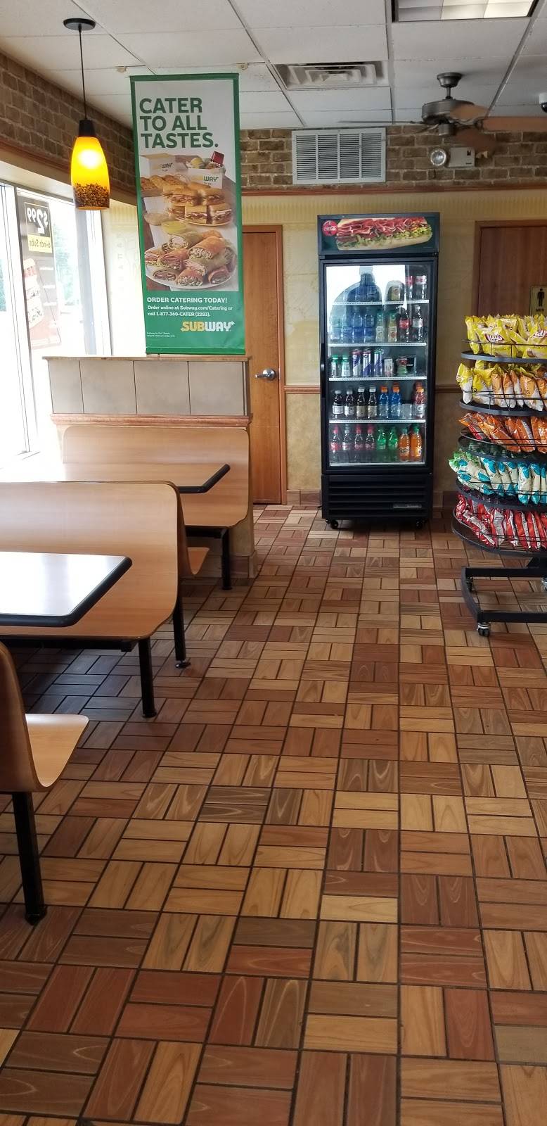 Subway | restaurant | 10453 WI-27, Hayward, WI 54843, USA | 7156344003 OR +1 715-634-4003