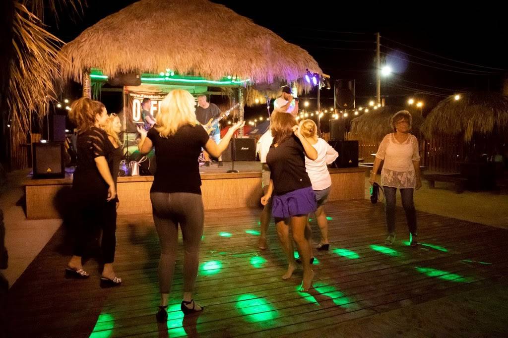Tipsy Tiki | restaurant | 658 N 2nd St, Fort Pierce, FL 34950, USA | 7726724769 OR +1 772-672-4769